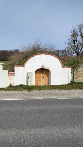 Weinkeller zu verkaufen in Prellenkirchen mit 160 m2 Grundstück