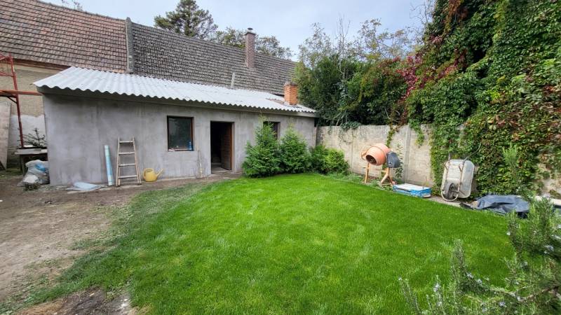 Einfamilienhaus mit Nebengebäude in Nickelsdorf