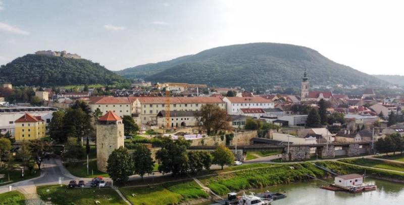 Projekt: moderne Doppelhaushälfte in Hainburg